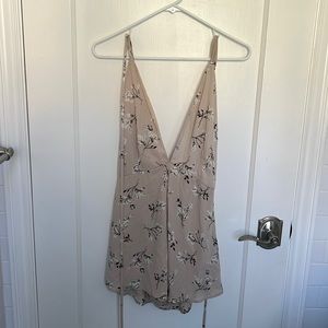 Tobi neutral romper